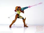 Figma Samus Aran - shooting up